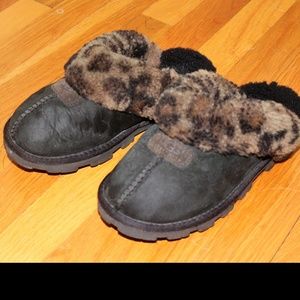 Ugg Leopard Slippers